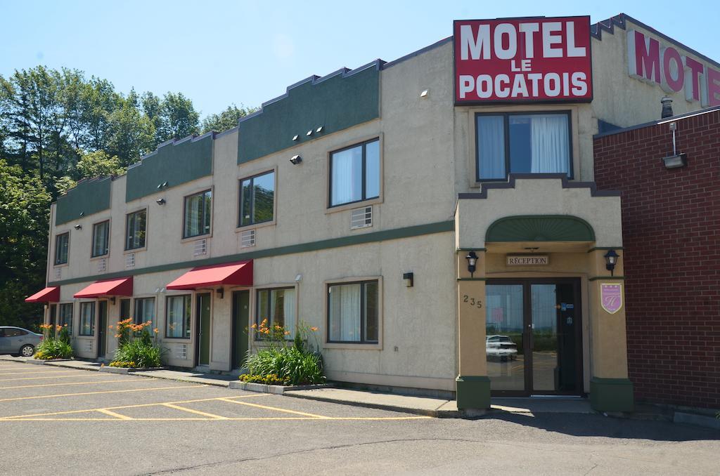 Motel Le Pocatois La Pocatiere Eksteriør billede